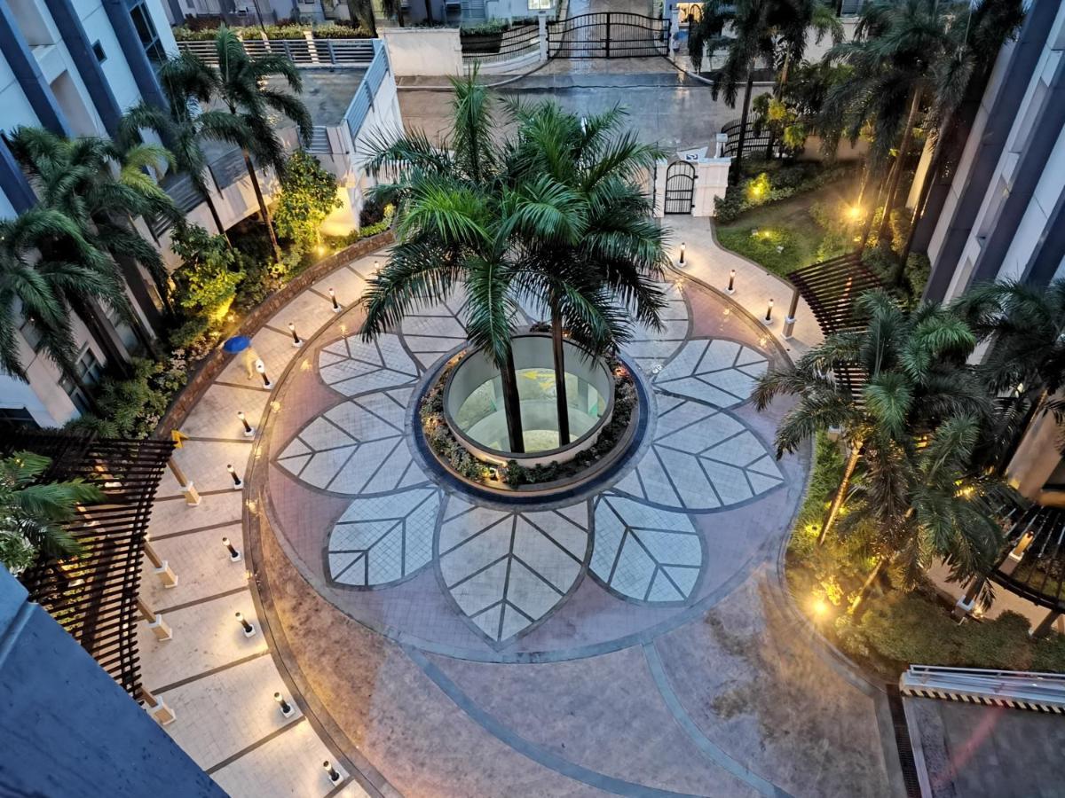 Palm Tree Villas Pasay Ngoại thất bức ảnh