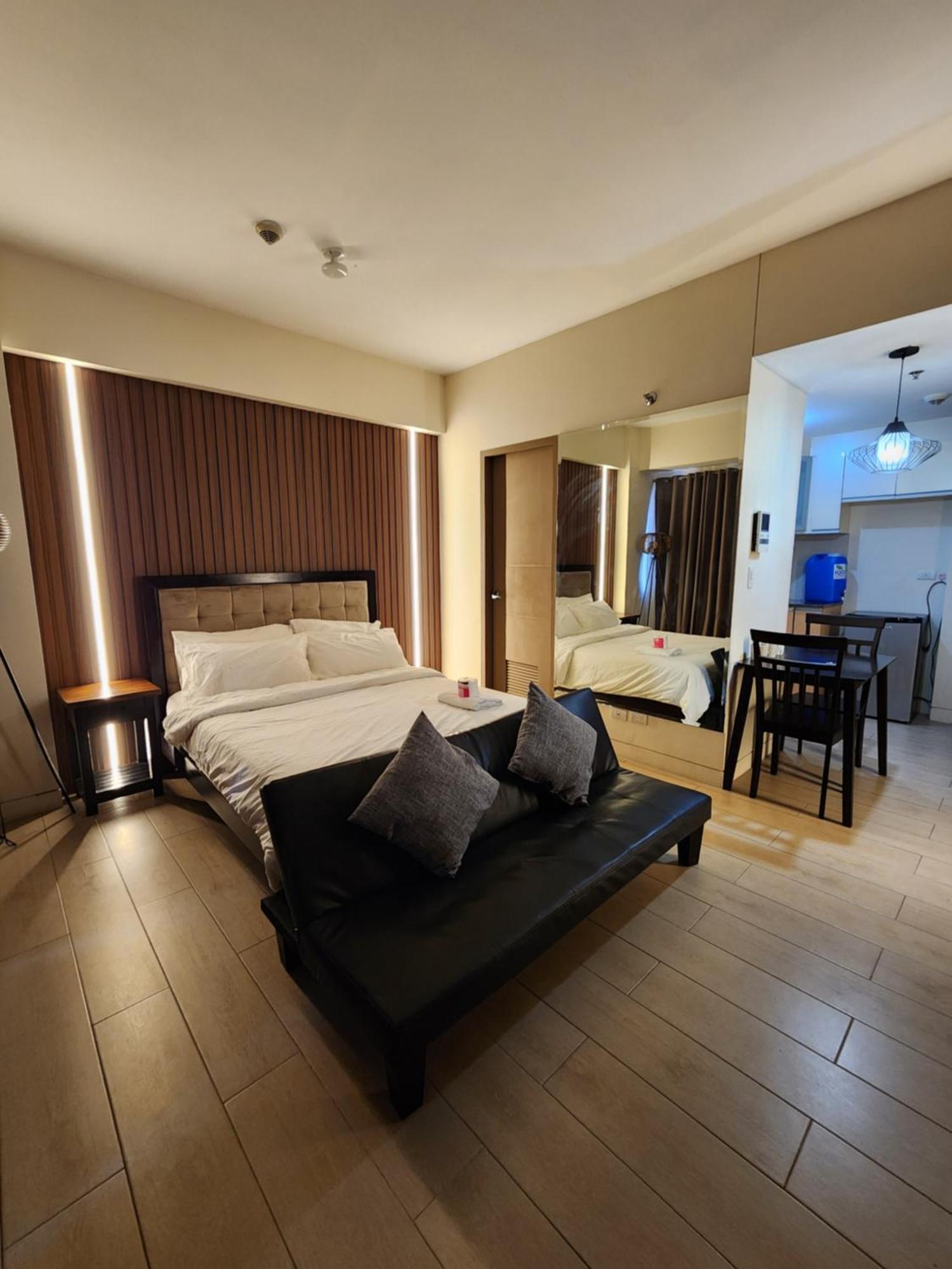 Palm Tree Villas Pasay Ngoại thất bức ảnh